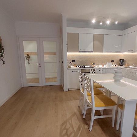 Appartement Boho Style In Center Of Tirana Extérieur photo