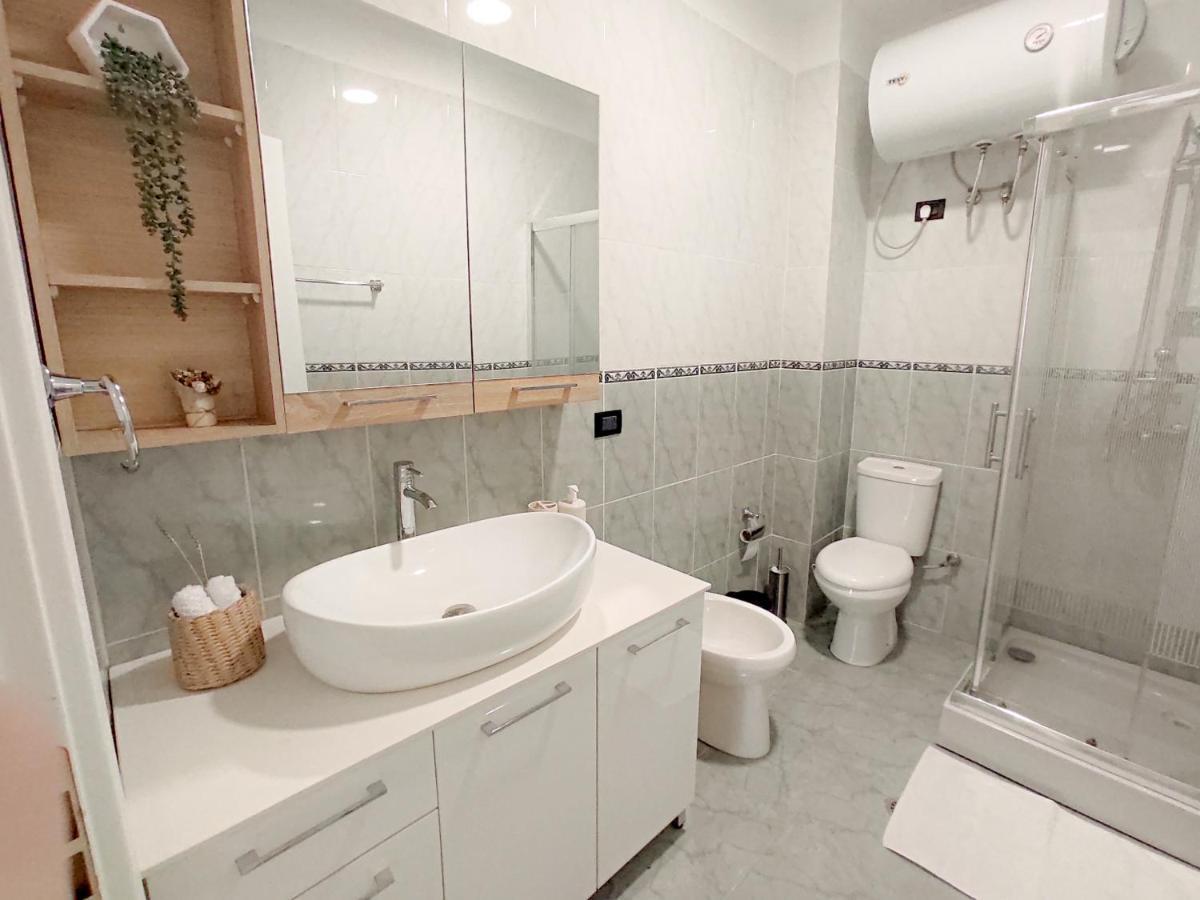 Appartement Boho Style In Center Of Tirana Extérieur photo