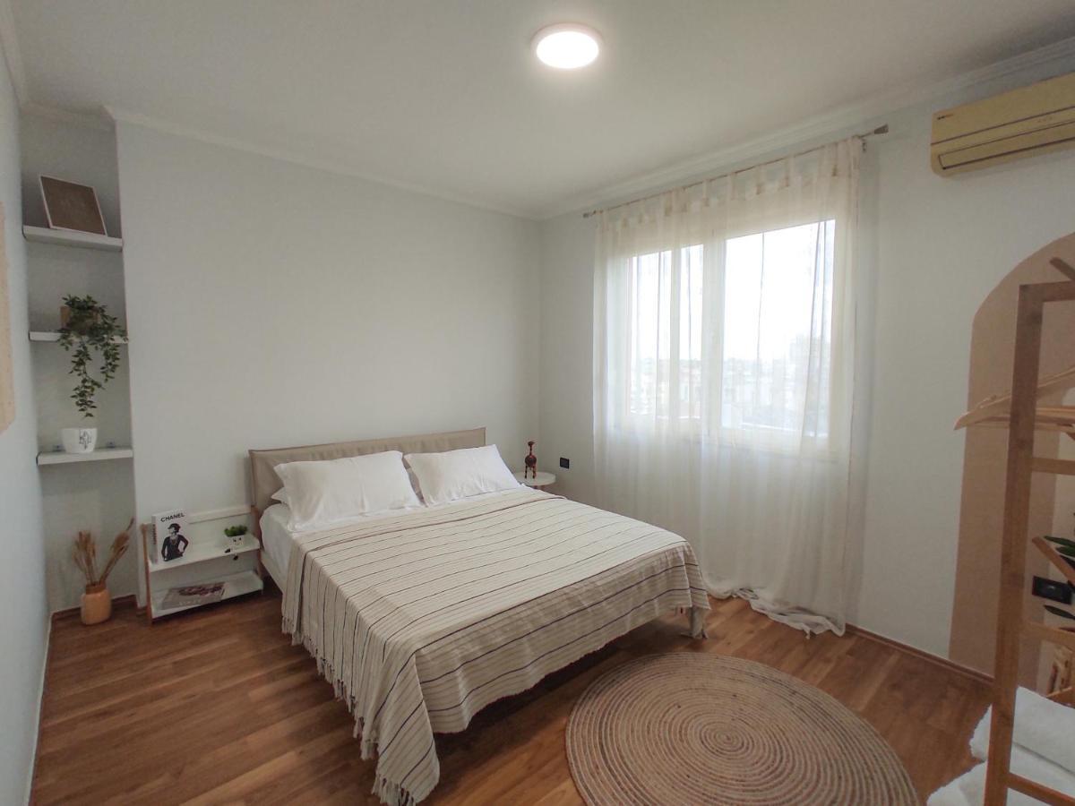 Appartement Boho Style In Center Of Tirana Extérieur photo